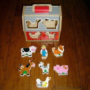 Melissa & Doug Wooden Take-Along Shape Sorting Barn, Flip-Up Roof 7 Figures